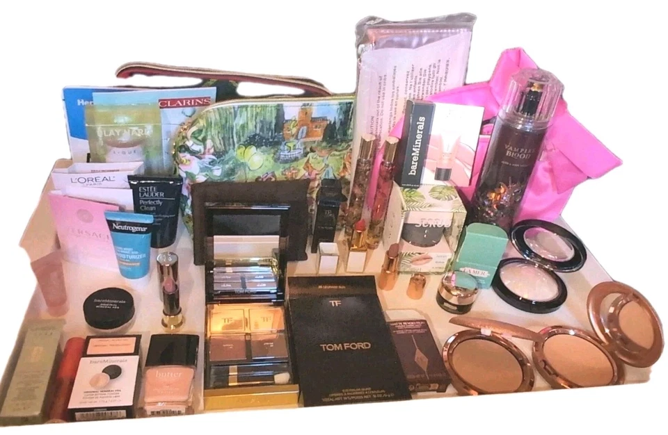 Lote Mixto Maquillaje Alta Gama Tamaño Completo y Tamaño Viaje Nuevo Lote Mixto  Foto 1 de 4