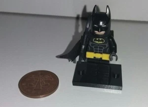 100% Genuina DC Lego Batman Mini Figura con 1 Arma ~ Usada ~ Código #1 - Imagen 1 de 3