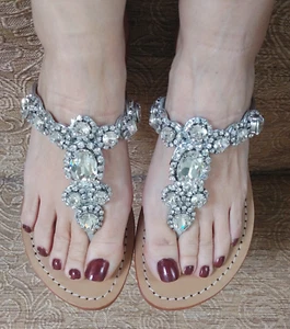 Mystique Wedge Bling embellish vacation Y2K Rhinestone Crystal Thong Sandals 7 - Picture 1 of 12
