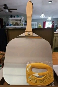 Pizza Peel with Pizza Cutter Rocker and Lifter Aluminum Pizza Spatula Foldable - Picture 1 of 2