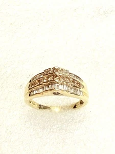 10k Solid Gold 1/2 Tcw. White & Chocolate Natural Diamond Woman’s Ring Size 7 - Picture 1 of 7