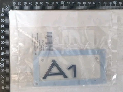 AUDI NUEVO GENUINO A1 2011-2016 CROMO A1 MALETERO TRASERO EMBLEMA 8X0853741 2ZZ Foto 1 de 2