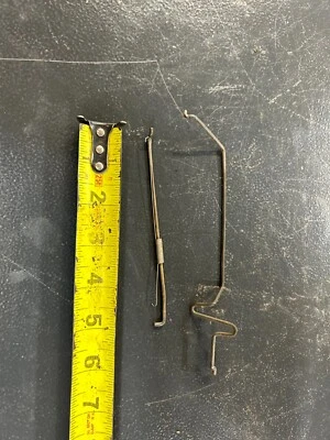 22.5 HP Kohler CV22-67515  throttle /choke links#24 079 04-S - Image 1 of 4