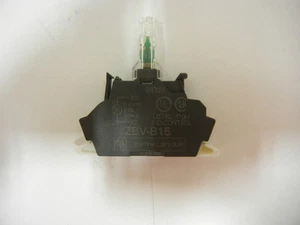 Square D: ZBVB15 - Pushbutton Light, NEMA 4X, 24VDC, LED, White, No Lens - Picture 1 of 2