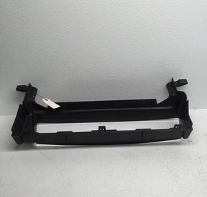 2004-2009 Volvo S40 Radiator Air Guide Duct OEM 04 05 06 07 08 09 - Picture 1 of 6