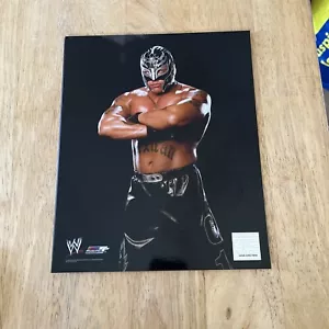 ARCHIVO FOTOGRÁFICO DE LUCHA LIBRE 8X10 CON LICENCIA OFICIAL REY MYSTERIO HOLOGRAMA WWF - Imagen 1 de 3