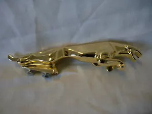 Motivo de gato Jaguar saltando/mascota/emblema de aproximadamente 7" de largo BD10954G CHAPADO EN ORO - Imagen 1 de 9