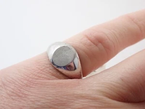 Vintage Art Deco Siegelring Initiale Sterlingsilber Bandring Neu aus altem Lagerbestand Größe 5 - Bild 1 von 5