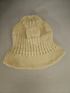 Cream Knit Women's Beanie/Bucket Hat - Picture 1 of 2