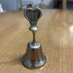 Campana Chicago argento con vista città - Foto 1 di 9