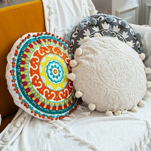 Elegant Decorative Piece Handcrafted Round Case Featuring Moroccan Designs - Picture 1 of 20