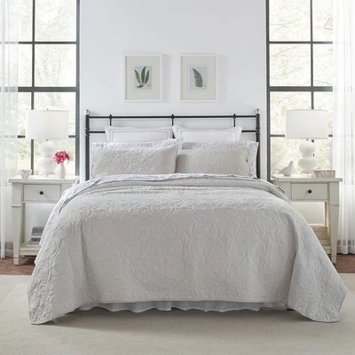 Falda de cama con volantes lisos Laura Ashley Home 213151 La, blanca, doble, gris suave  Foto 1 de 4