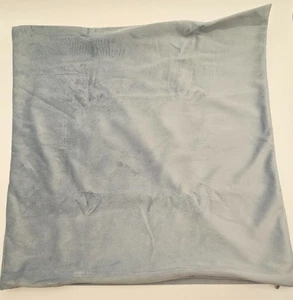 Set of 2 Silver Blue Super Soft Velvet Throw Pillow Covers 18" x 18" - Picture 1 of 4