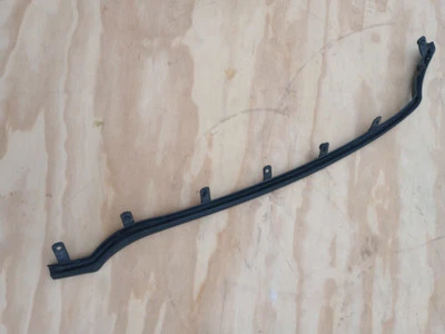 Lincoln MKZ 2015-2020 puerta trasera del lado del pasajero sello de resistencia delantera OEM Foto 1 de 4