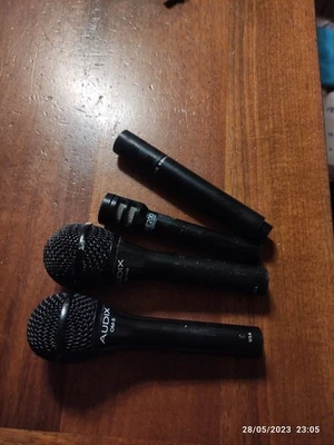 Audix OM5, OM3XB, Beyerdynamic M201N(C), Electro voice RE200 Microphones - Image 1 of 3