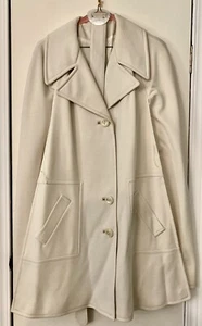 GORGEOUS VINTAGE YOUTHCRAFT MADE  USA IVORY CAPE PONCHO SWING COAT! 1960’s! - Picture 1 of 8