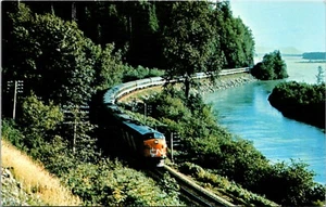 Bellissima British Columbia Canada C.N. Cartolina treno super continentale - Foto 1 di 2
