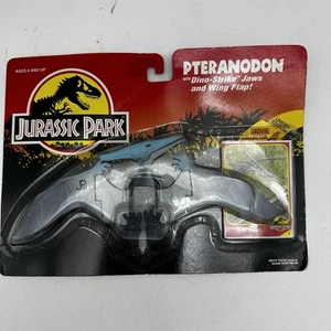 VINTAGE SEALED 1993 Jurassic Park Pteranodon Action Figure by Kenner Dinosaur - Picture 1 of 4