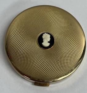 Polvo compacto vintage de metal camafeo princesa de Royale - Imagen 1 de 10
