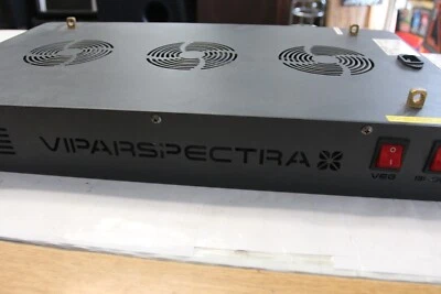 VIPARSPECTRA  900W LED Grow Light Full Spectrum Model R900 120v TESTED! - Image 1 of 4