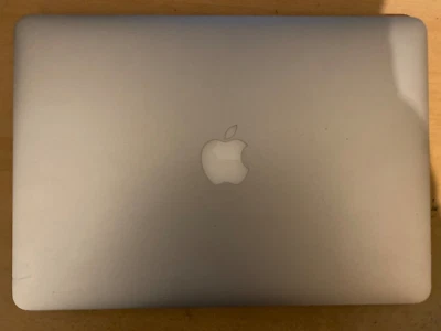 Apple MacBook Air "Core i5" 1.4GHz 13" (Early 2014) 4GB RAM 128GB Big Sur - Image 1 of 4