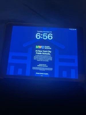 iPad escolar Foto 1 de 4