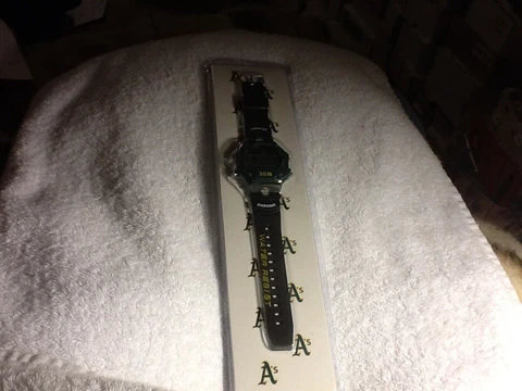 Oakland Athletics A's Digital Calendar Watch - Round Table - in plastic - SGA Cover