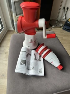 Tupperware Profi-Chef Mahlwerk Reibe Fusion Master D206  Zerkleinerte - Bild 1 von 6