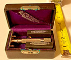 1906 GILLETTE SAFETY RAZOR IN ORIGINAL CASE WITH SHARP AND DULL SLEEVE 4 CHARITY