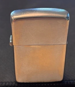 Vintage, ZIPPO LIGHTER / UNBRANDED (3 Barrel Hinge, Used, No Spark) - Picture 1 of 7
