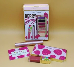Sexy Set Too Faced Tutti Frutti Berry Razzle Berry Paleta BTS Rímel Brillo labial - Imagen 1 de 4