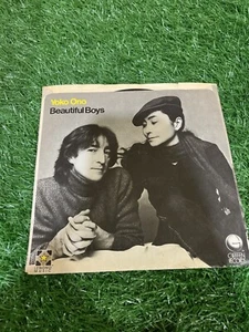 John Lennon - Woman w/ Picture Sleeve - 1980 45 RPM 7” Vinyl VG+ - Picture 1 of 4