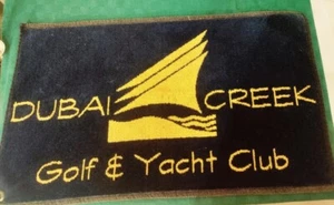 Toalla de golf Sir Christopher Kotton rara de colección Dubai Creek usada en excelente estado - Imagen 1 de 8
