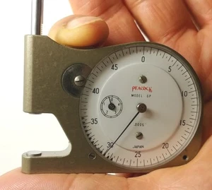Micrómetro de espesor de bolsillo vintage PAVO REAL MODELO GP JAPÓN .0005" - Imagen 1 de 8