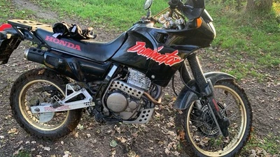 Honda NX650 Dominator RD02 Baujahr 1988 TÜV Sep.2027 vintage Adventure Bike - Bild 1 von 4