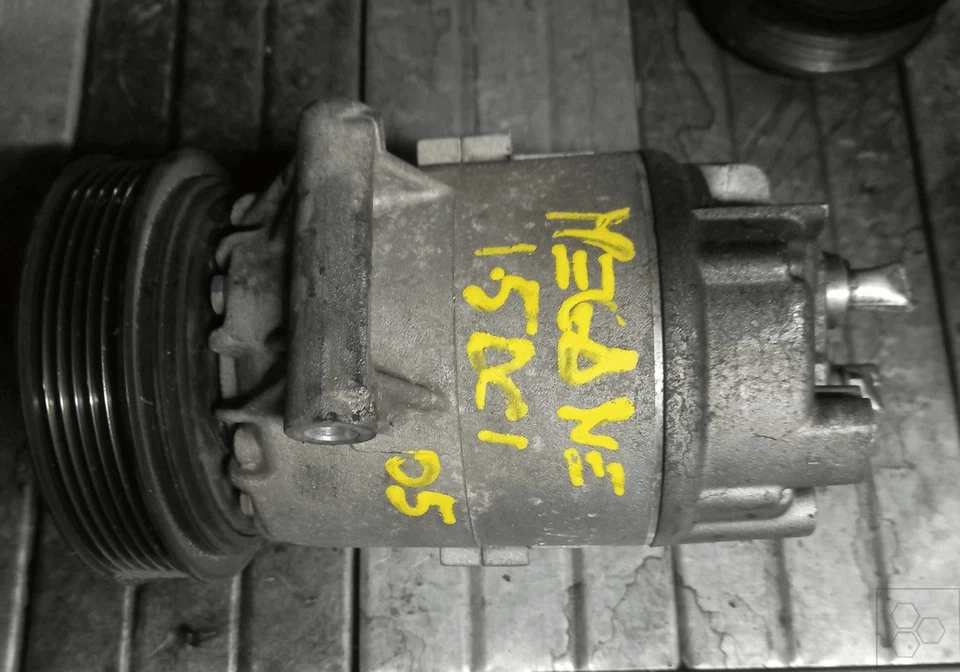 8200316164 Compressore a/c  RENAULT MEGANE 2a Serie 1.6 16V Ber. 5p/b/1598cc - Immagine 1 di 1