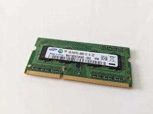 SAMSUNG NP-R730 RAM Memory 1 x 1GB DDR3 - M471B2873FHS-CF8 - Genuine Original - Picture 1 of 2