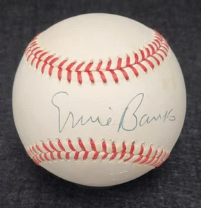 ERNIE BANKS Signed Official MLB Baseball-HALL OF FAME-CHICAGO CUBS-PSA - Picture 1 of 7