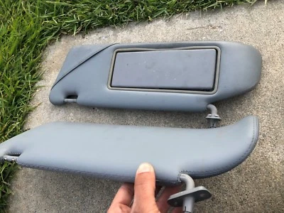 Visera Mercedes-Benz W140 OEM S320 S500 400SE S420 500SEL S600 500SEL ((cuero)) Foto 1 de 4