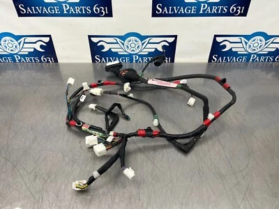 Arnés de cableado de puerta trasera Lexus LS460L 2007 - conductor izquierdo - 150 k Foto 1 de 4