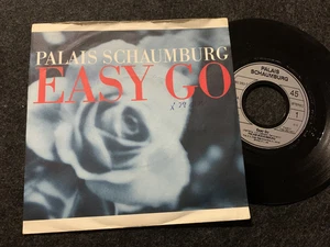 1682 / Palais Schaumburg - Easy Go - 3 Young Men / Near Mint - Imagen 1 de 1