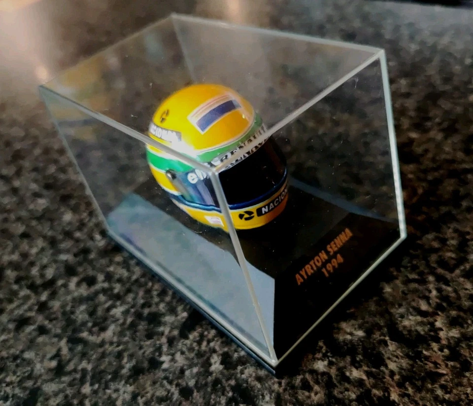 Ayrton Senna Miniaturhelm 1994 von Paul´s Model Arts Minichamps - Bild 1 von 4