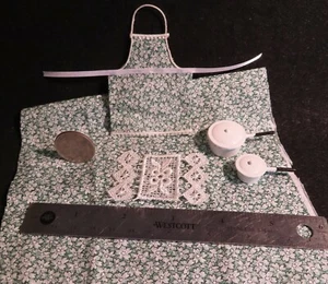 Apron Green & White Kitchen Lace Table Cover Pan 1:12 Miniature Creative 8800 - Picture 1 of 2