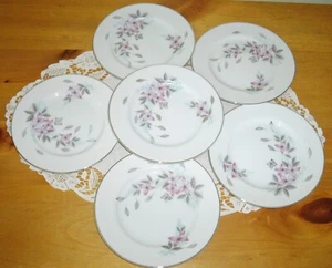 Vintage LYNNBROOK Japan Fine China 7 1/2" Plates Pink Star Flowers ~ Set of 6~ - Picture 1 of 9