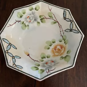 Ciotola ottagonale in porcellana giapponese con decorazione floreale 10" W - Foto 1 di 6