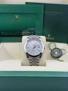 Rolex Datejust 41 Smooth Silver Jubilee 126300 - 2021 - Picture 1 of 7