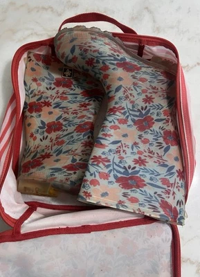 Matilda Jane Girls Size 5 Floral Rain Boots with Matching Packing Bag - Изображение 1 из 4