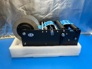 Máquina de etiquetado de botellas redondas semiautomática MT-50 etiquetadora manual económica - Imagen 1 de 4