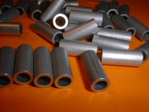 40x Distanzhülse Alu 4/6mm 14mm hoch - Picture 1 of 2