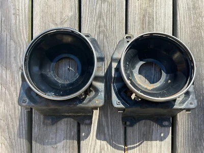 Оригинальный ковш в сборе и ободки для фары Ford 1973-1978 годов выпуска F100 F150 BRONCO - Изображение 1 из 4